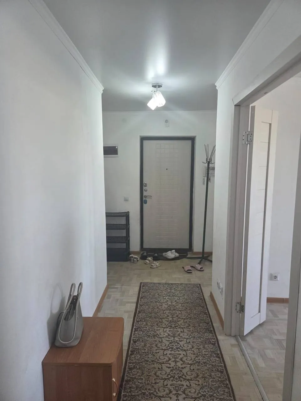 3-комн. квартира, Алматы ( Правый берег ), 270 000 ₸