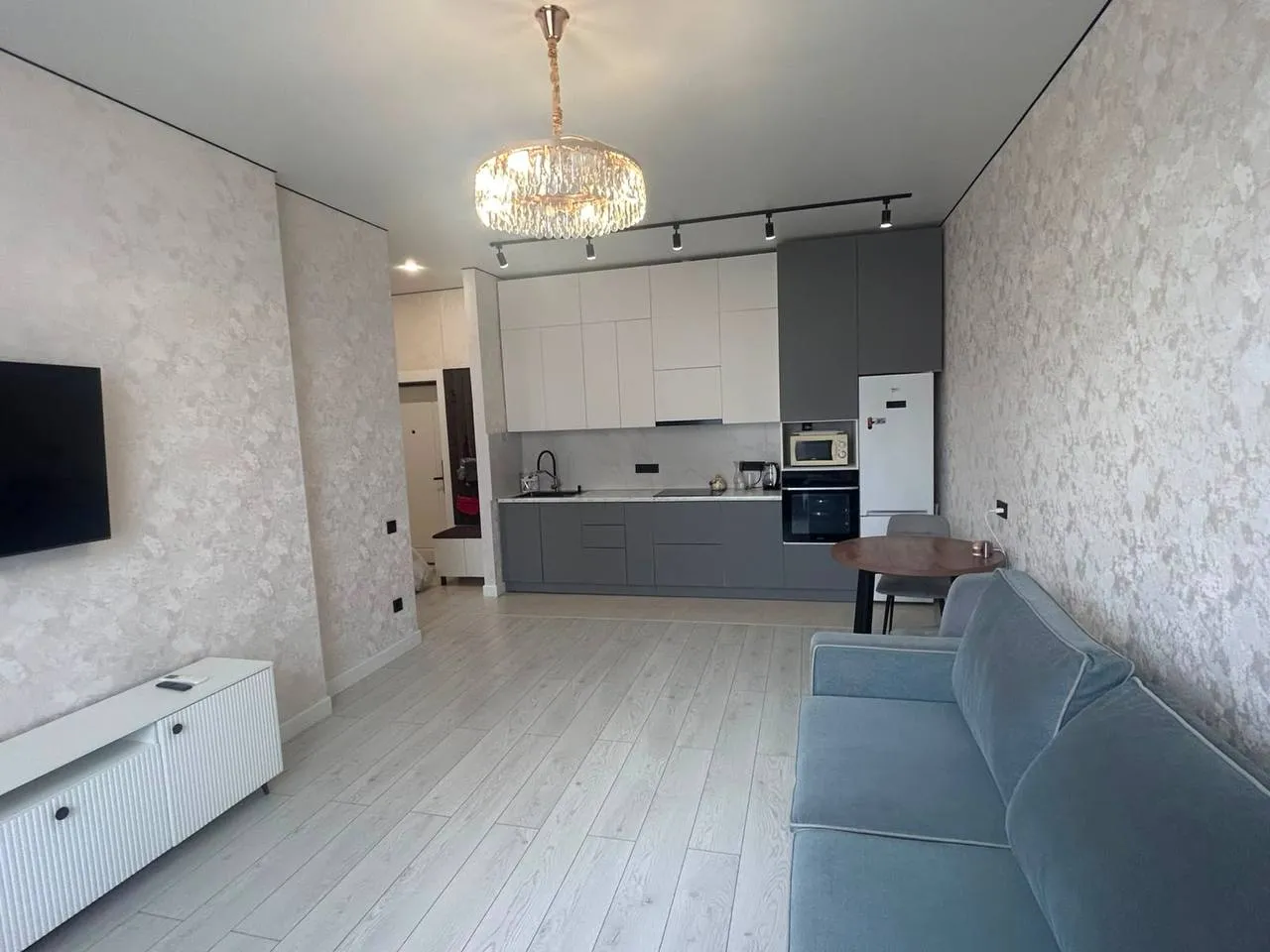 2-комн. квартира, для семьи/пары, Нура, 250 000 ₸