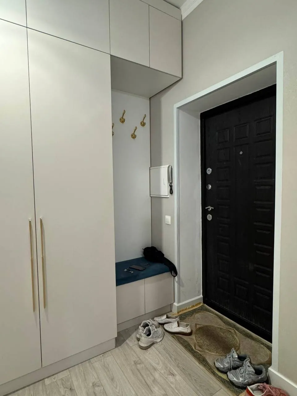2-комн. квартира, для семьи/пары, Нура, 300 000 ₸
