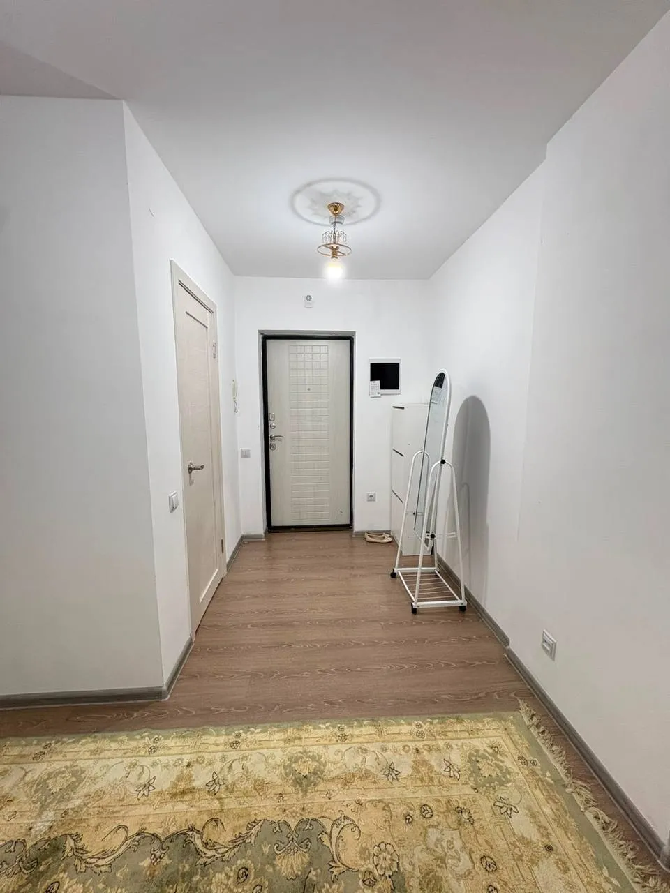 3-комн. квартира, для девушек, Нура, 400 000 ₸