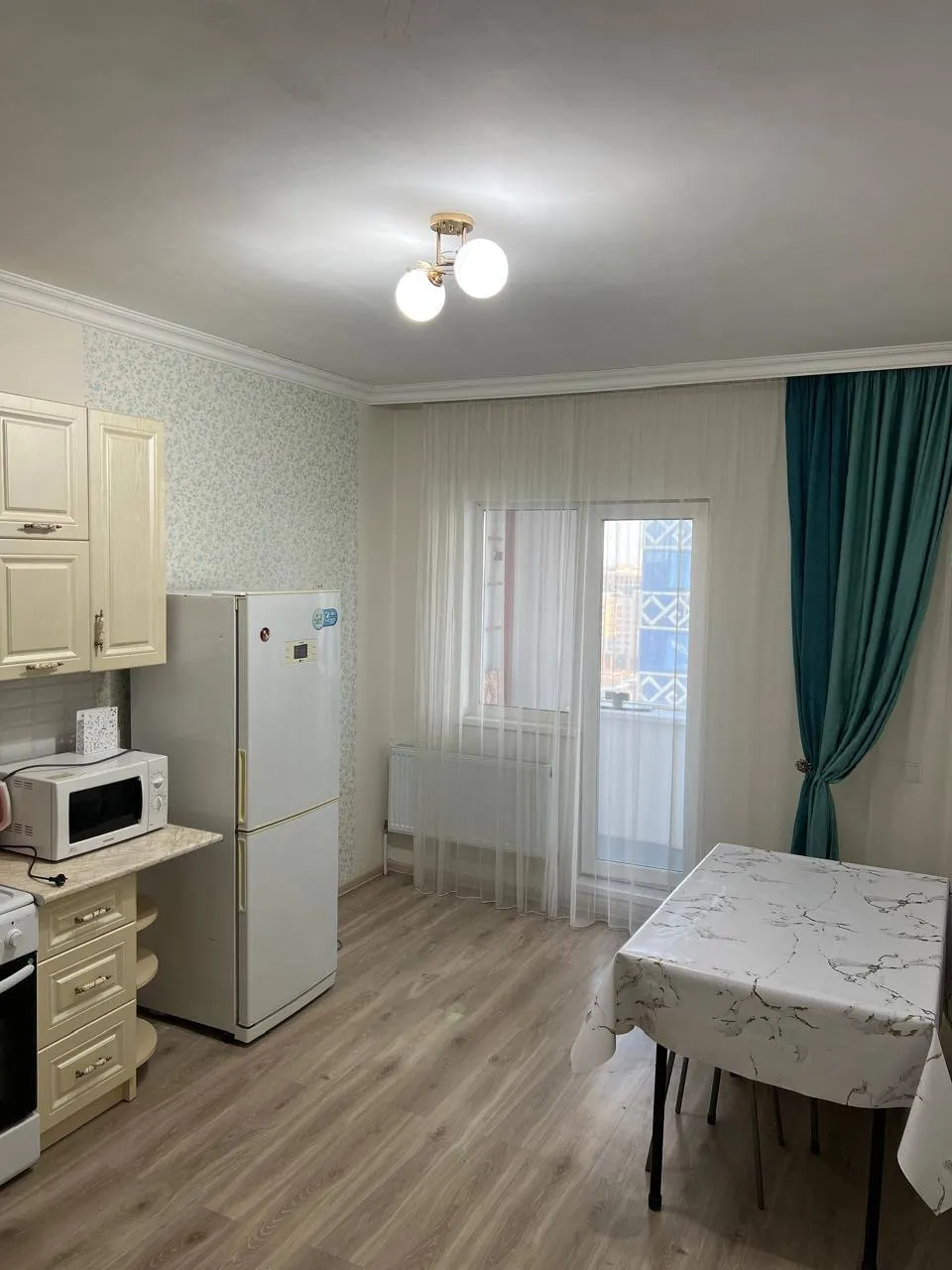 2-комн. квартира, для семьи/пары, Сарайшык, 220 000 ₸