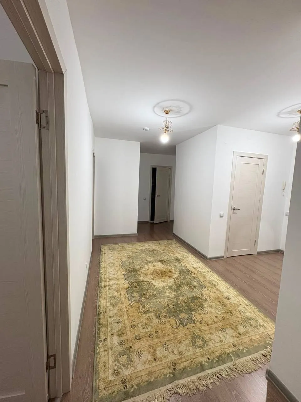 3-комн. квартира, для семьи/пары, Нура, 350 000 ₸