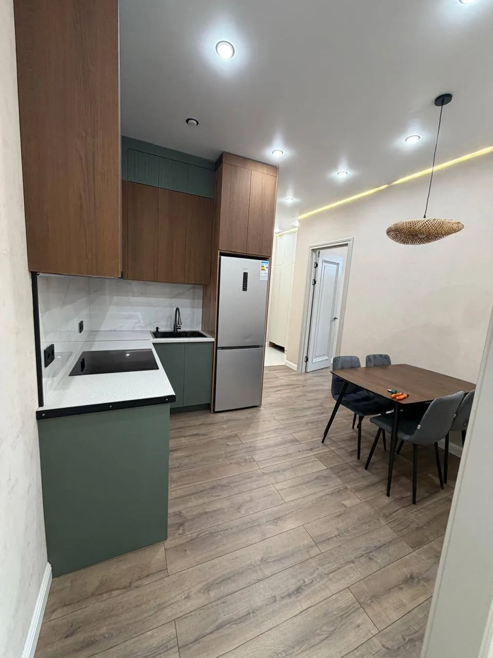 2-комн. квартира, для семьи/пары, Нура, 300 000 ₸