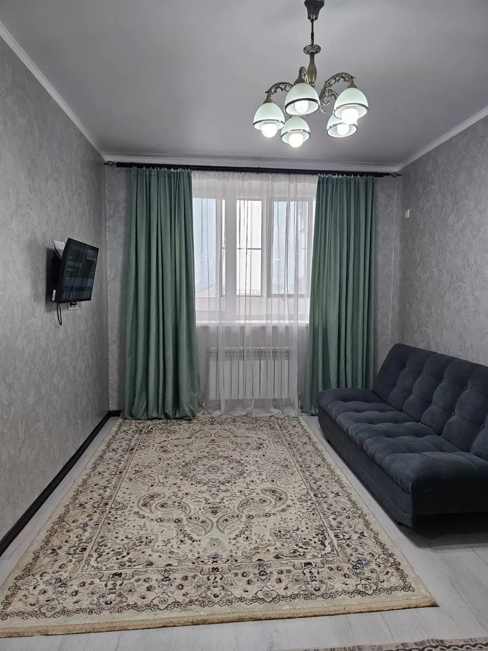 1-комн. квартира, для семьи/пары, Нура, 200 000 ₸