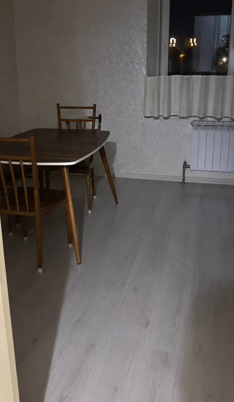 2 бөлмелі пәтер, Есиль, 230 000 ₸