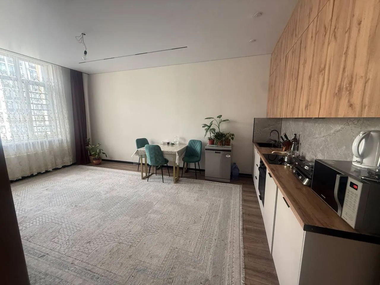 4-комн. квартира, для семьи/пары, Нура, 350 000 ₸