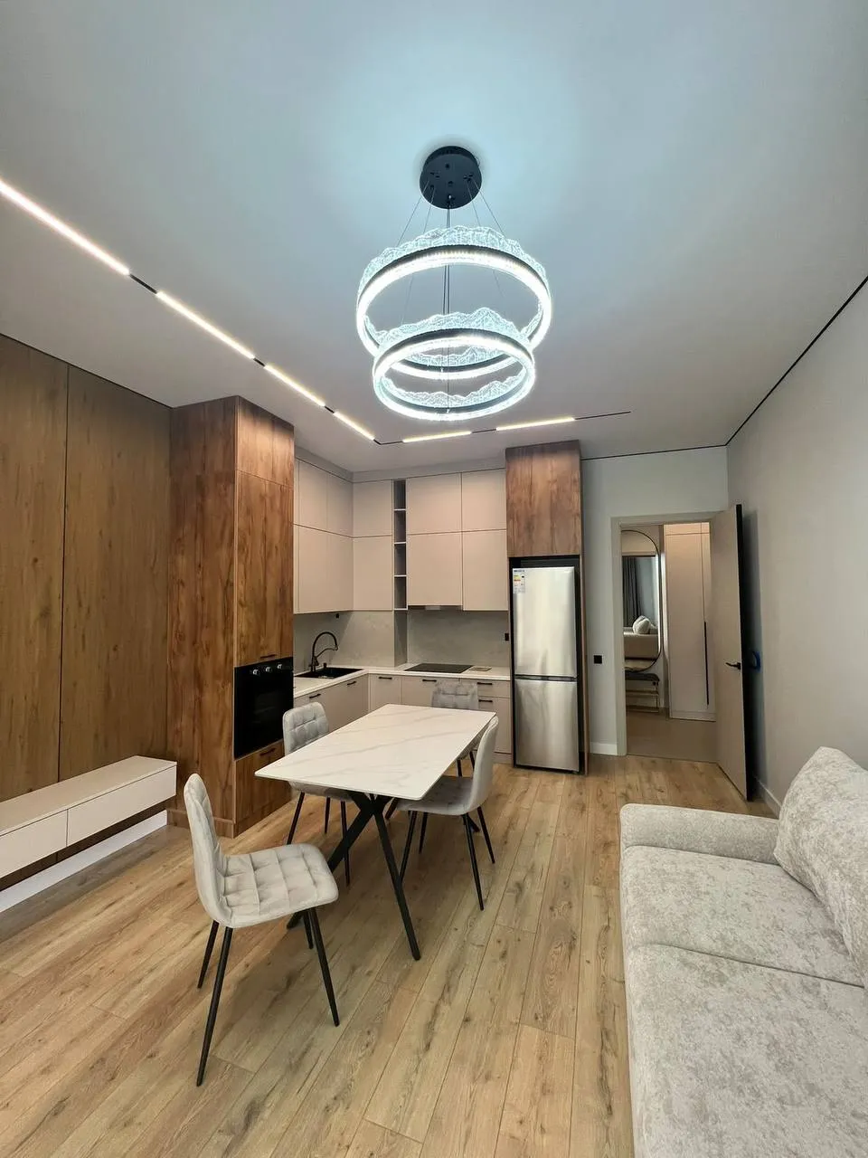 2-комн. квартира, для семьи/пары, Нура, 300 000 ₸