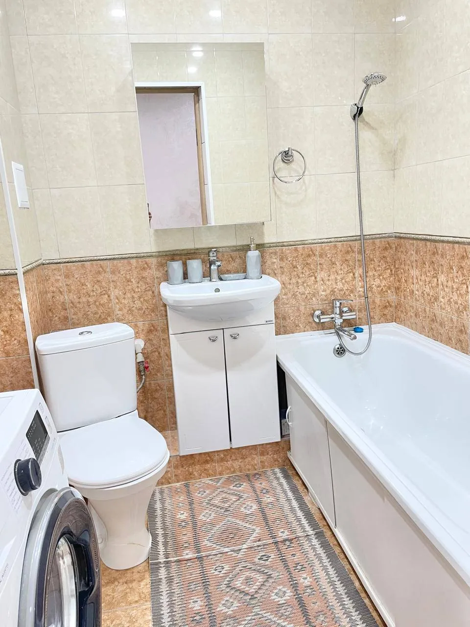 2-комн. квартира, для семьи/пары, Алматы, 250 000 ₸