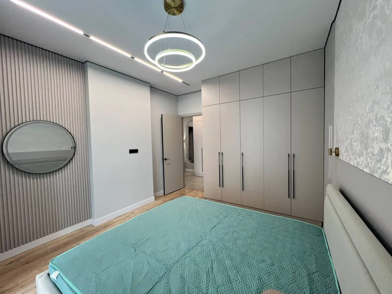 2-комн. квартира, для семьи/пары, Нура, 300 000 ₸
