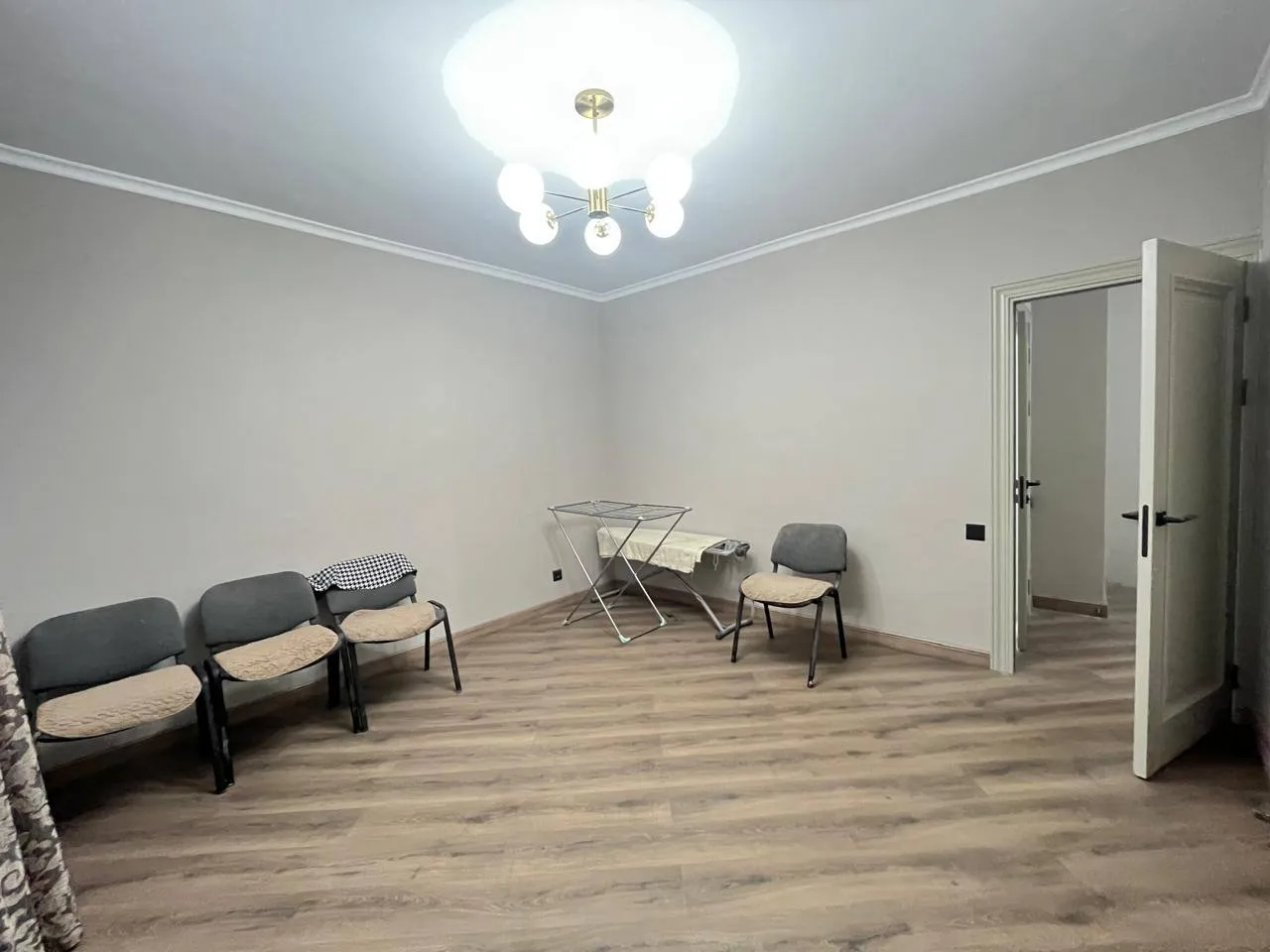3 бөлмелі пәтер, отбасыға, Есиль, 300 000 ₸