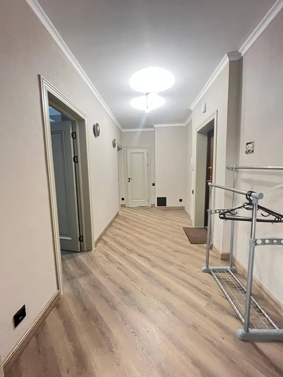 3 бөлмелі пәтер, отбасыға, Есиль, 300 000 ₸
