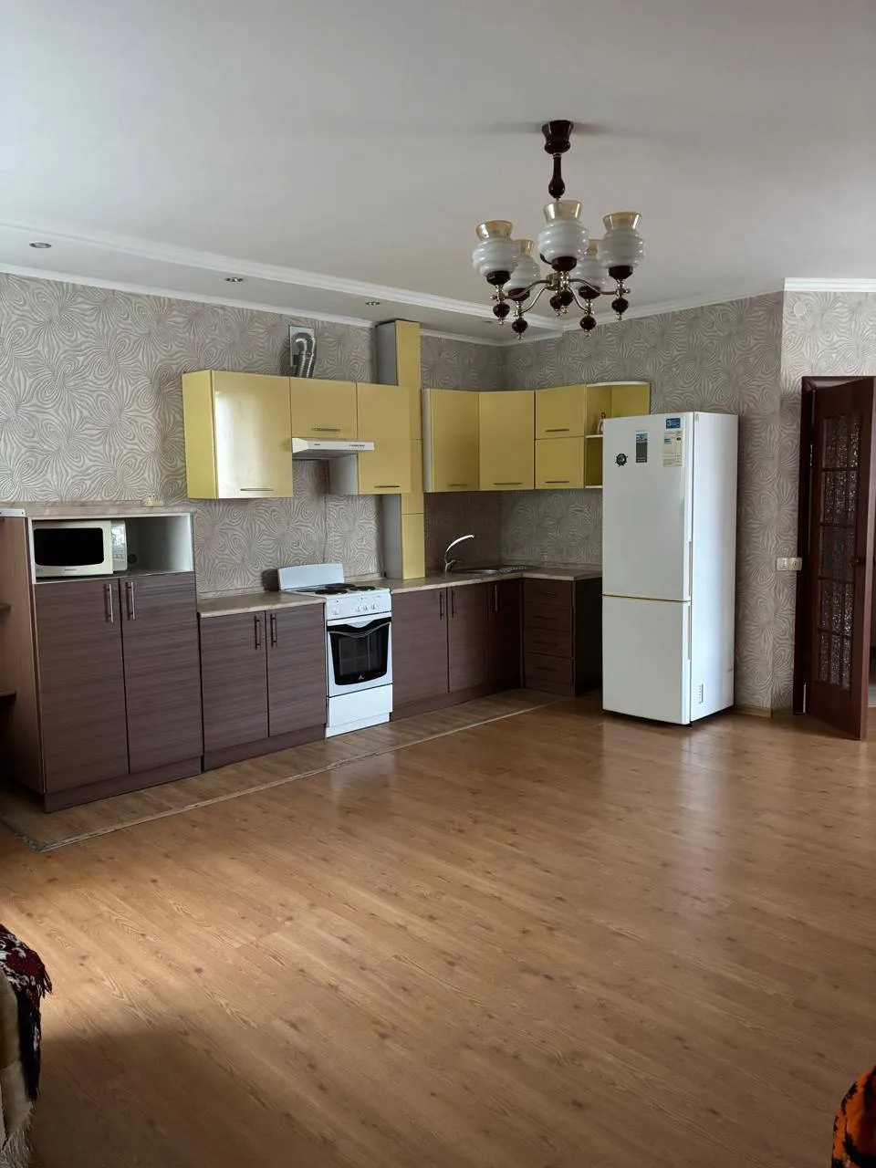 2-комн. квартира, Алматы, 220 000 ₸