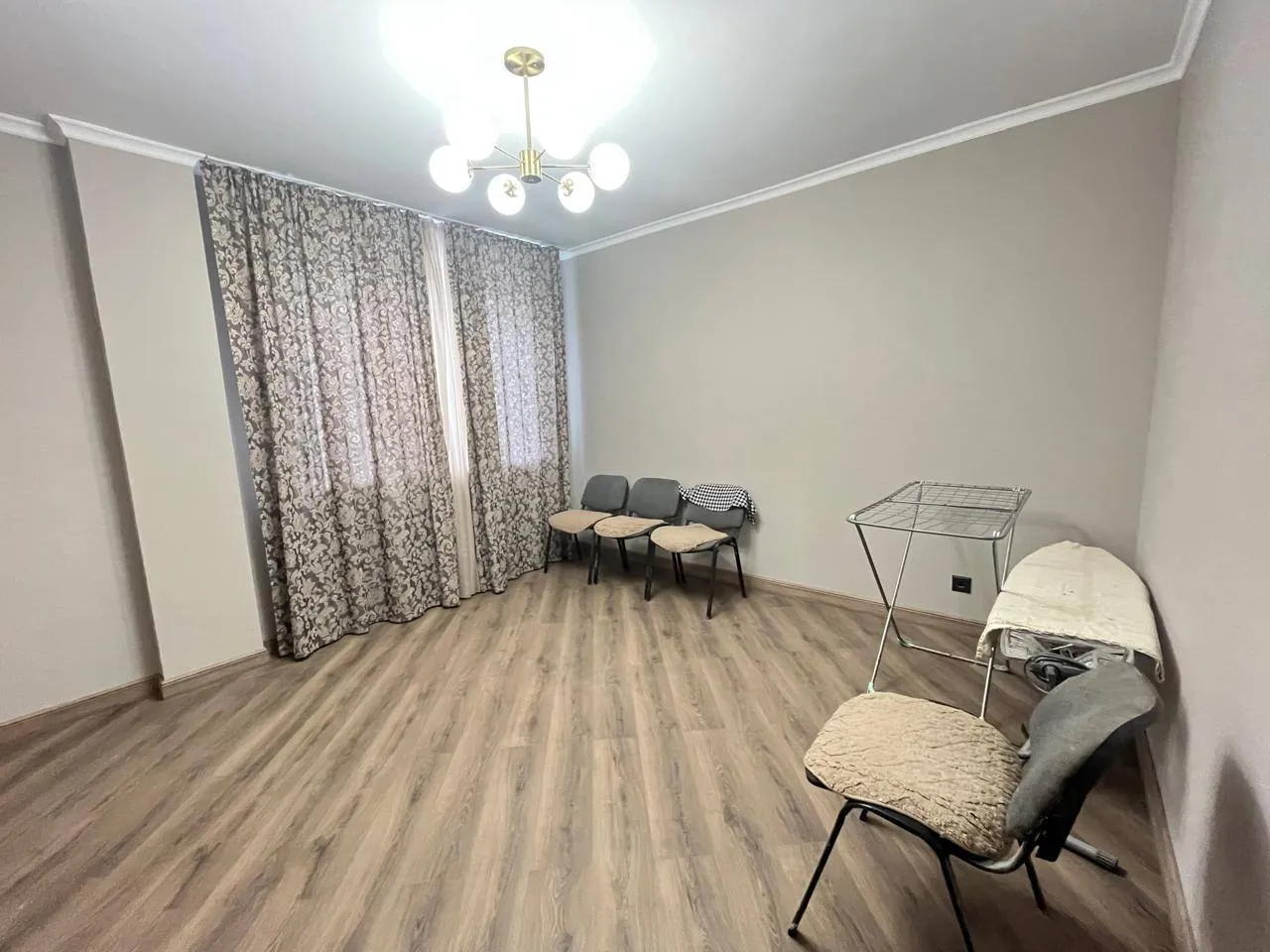 3-комн. квартира, для семьи/пары, Есиль, 300 000 ₸