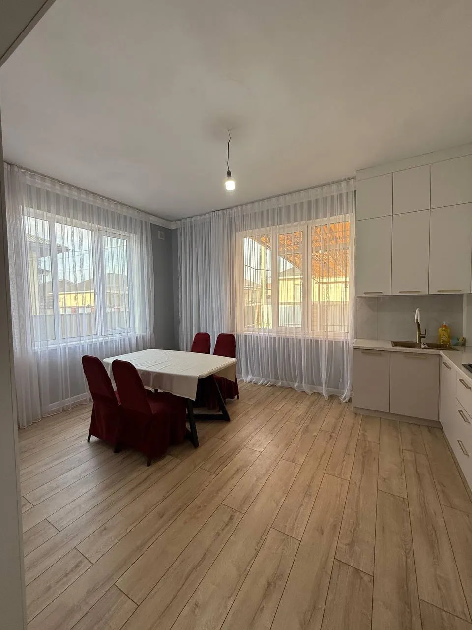 4-комн. квартира, Алмалыбақ, 400 000 ₸