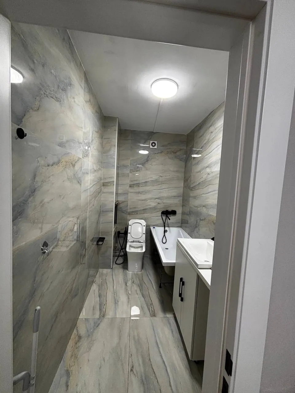 2-комн. квартира, ЖК рио де жанейро, 250 000 ₸