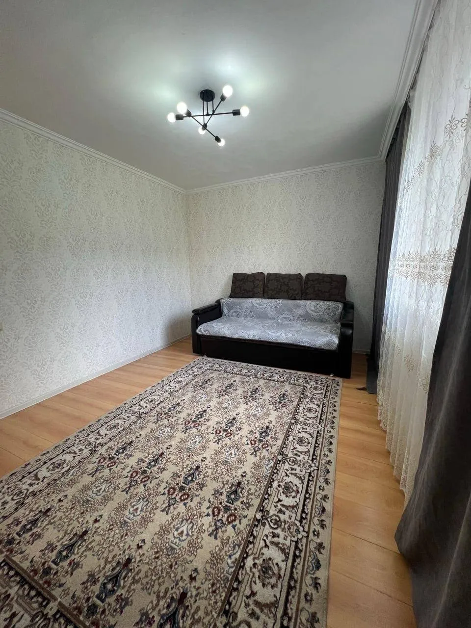 Подселение, қыздарға, 60 000 ₸/адам