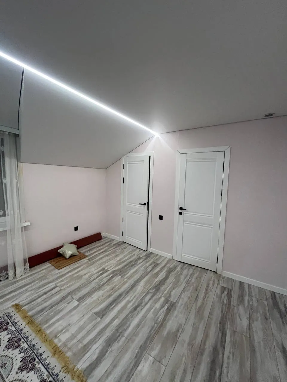 Комната, для девушек, 100 000 ₸/чел