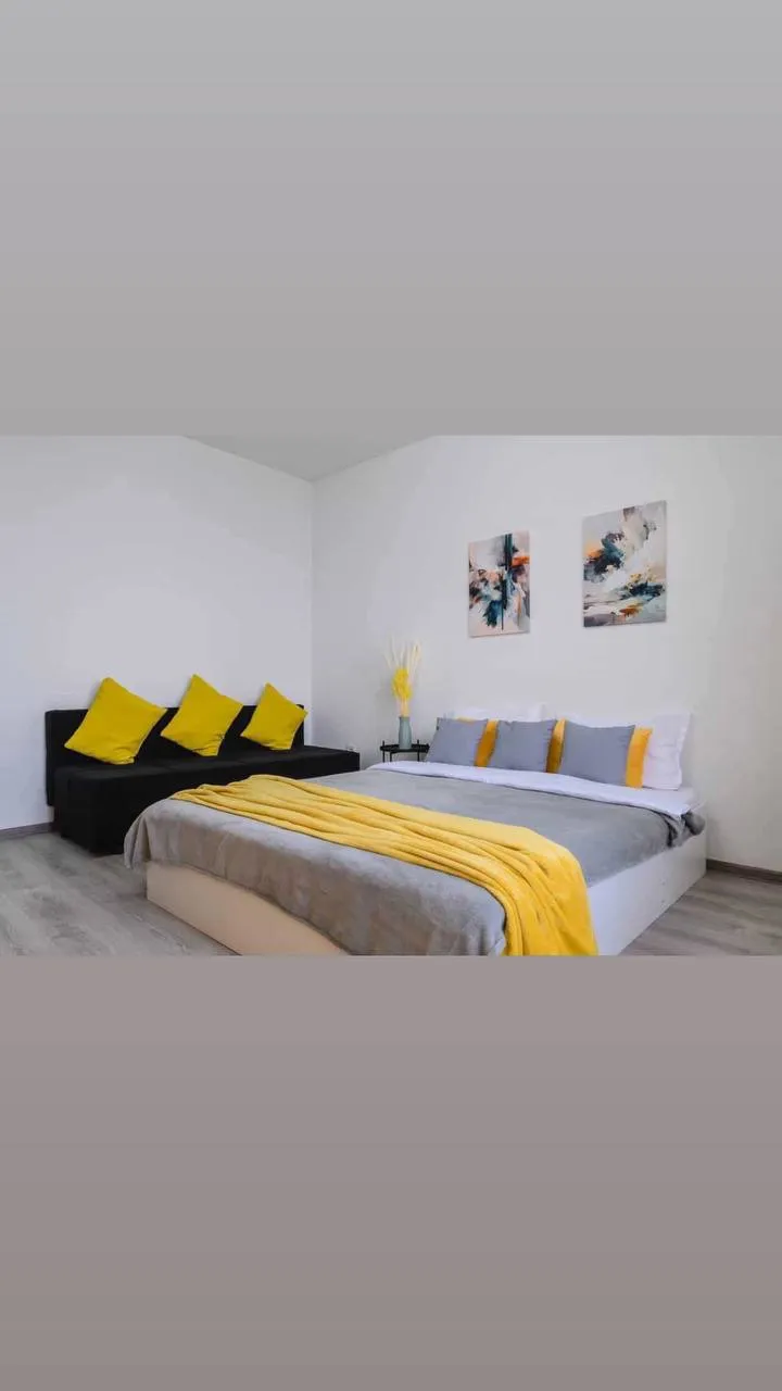 6-комн. квартира, для парней, 450 000 ₸
