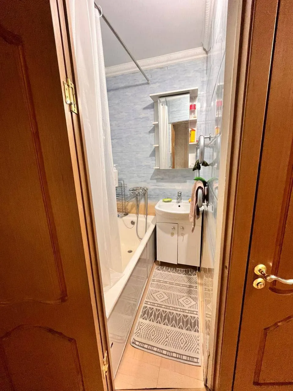 Подселение, для девушек, Центр, 54 000 ₸ за квартиру