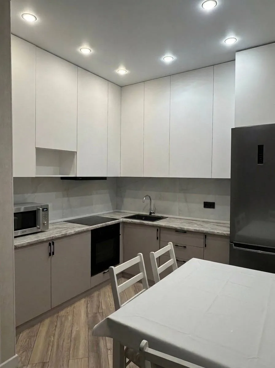 Подселение, для девушек, Астана Арена, 67 500 ₸/чел