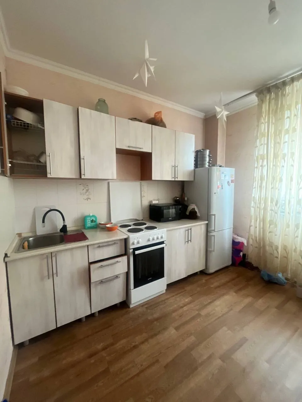 Подселение, қыздарға, 50 000 ₸/адам