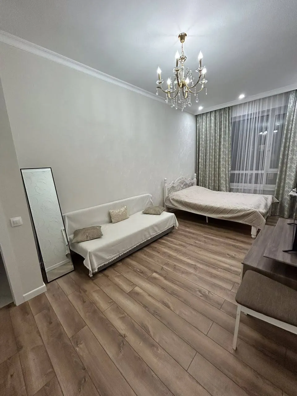 Подселение, для девушек, 100 000 ₸ за квартиру