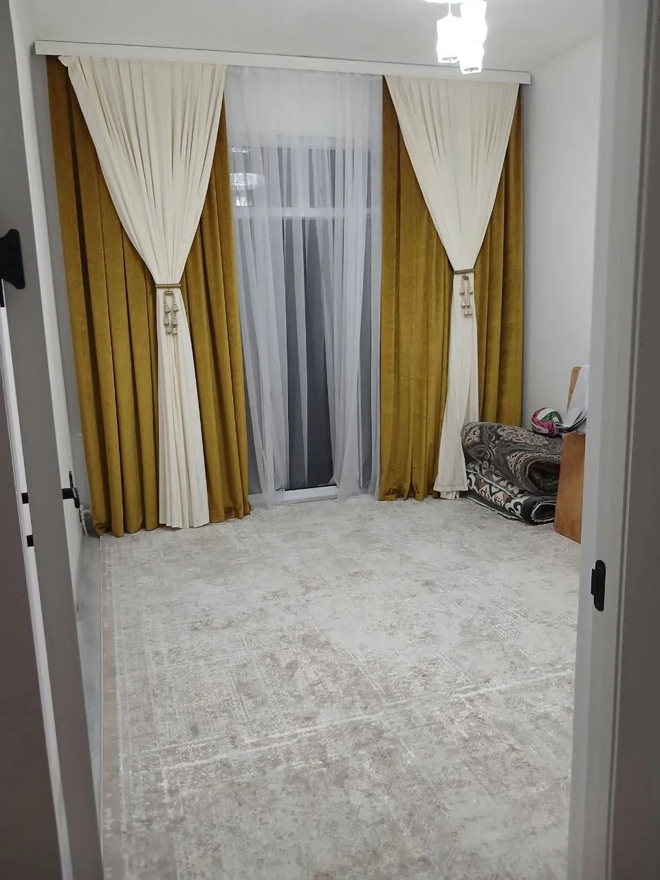 3-комн. квартира, Көкжайлау, 250 000 ₸