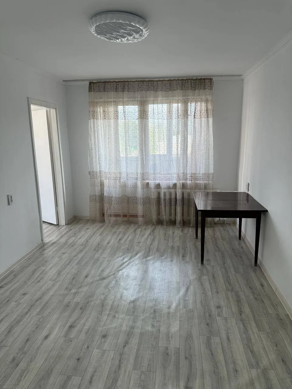 2-комн. квартира, Тастак, 300 000 ₸