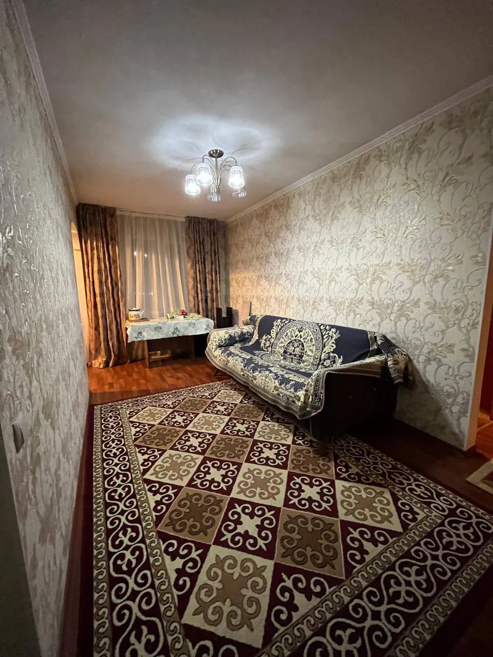 Подселение, для девушек, Казахфильм, 75 000 ₸/чел