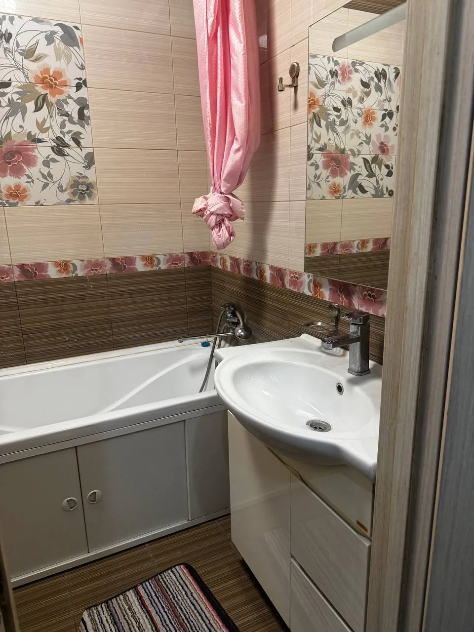 2-комн. квартира, для семьи/пары, Ауэзовский, 250 000 ₸