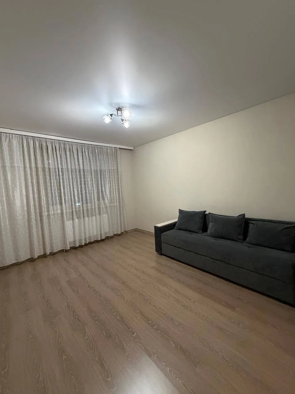 3-комн. квартира, Гейт сити, 300 000 ₸