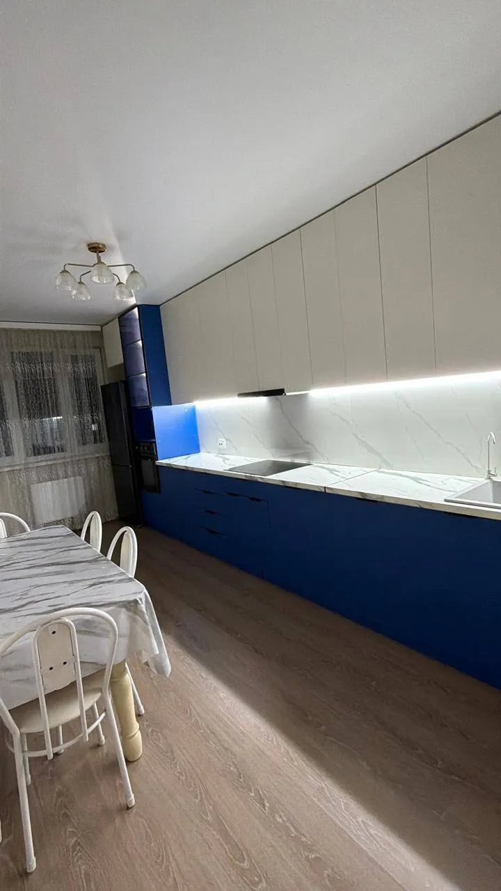 3-комн. квартира, Гейт сити, 300 000 ₸
