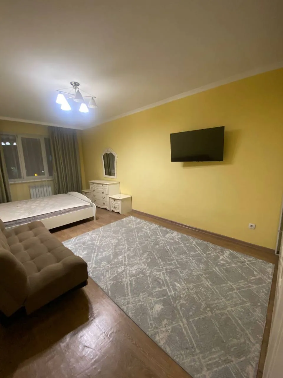 1-комн. квартира, для девушек, Наурызбайский, 250 000 ₸