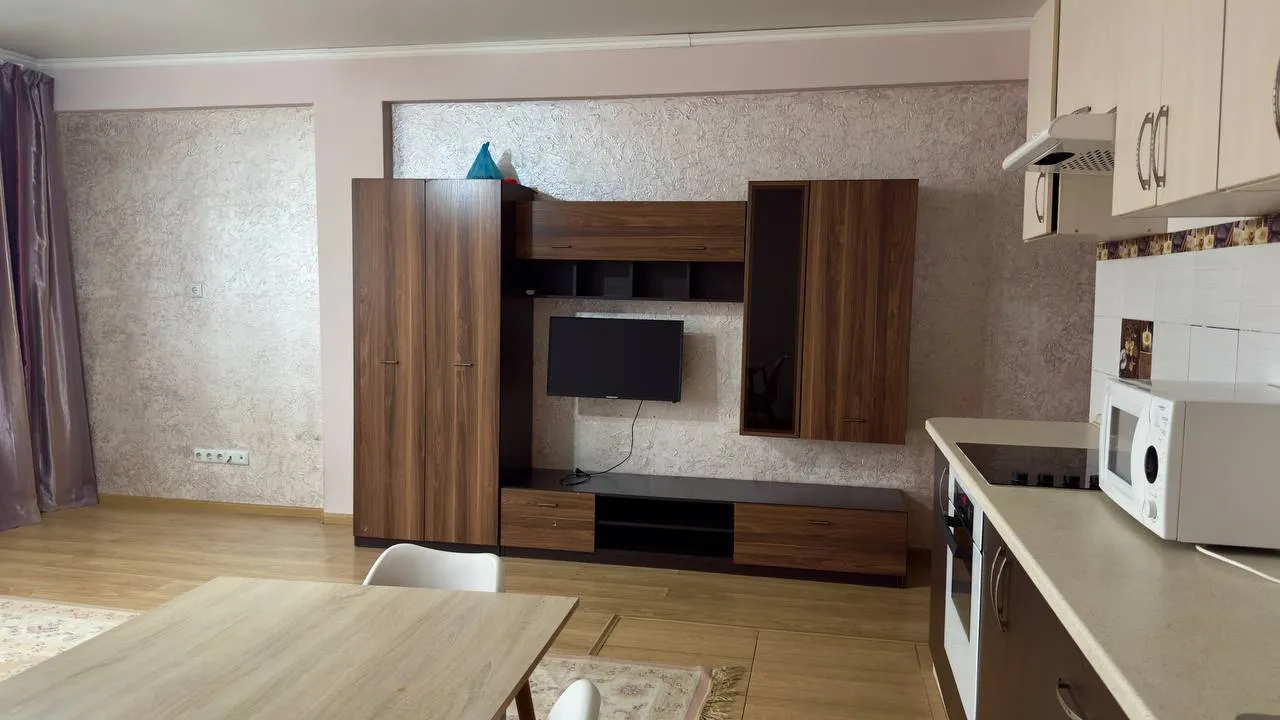 1-комн. квартира, для девушек, Алмалинский, 250 000 ₸