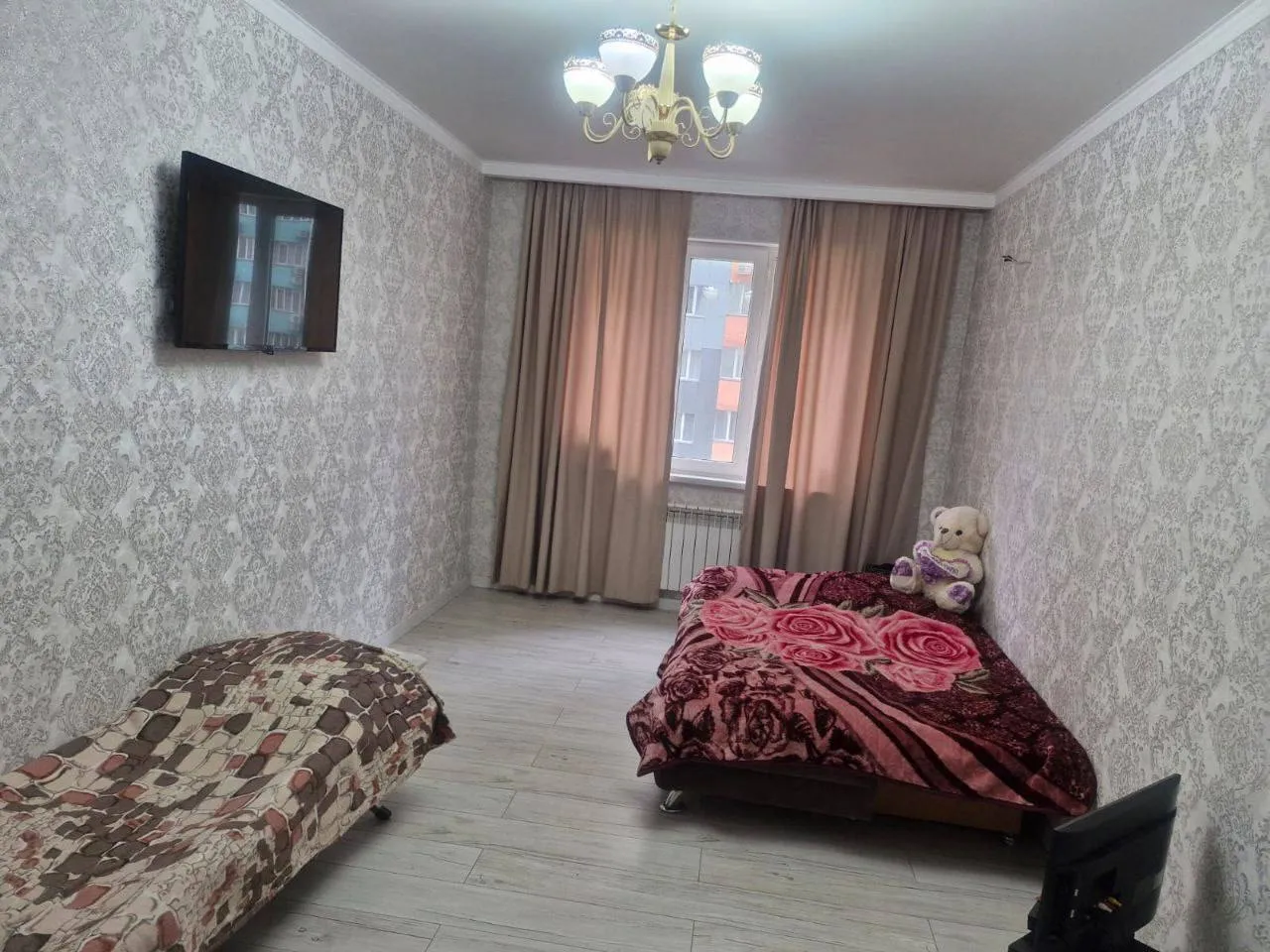 Комната, для девушек, Алатау