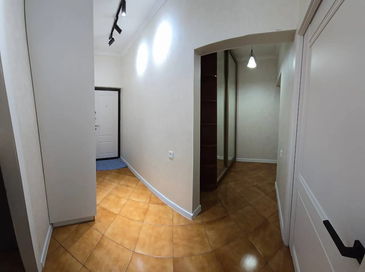Подселение, для девушек, 60 000 ₸/чел