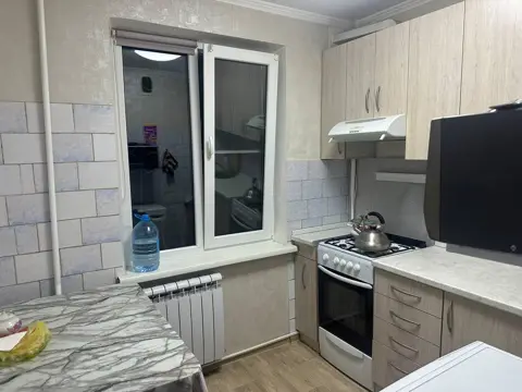 Комната, Орбита 1, Алматы