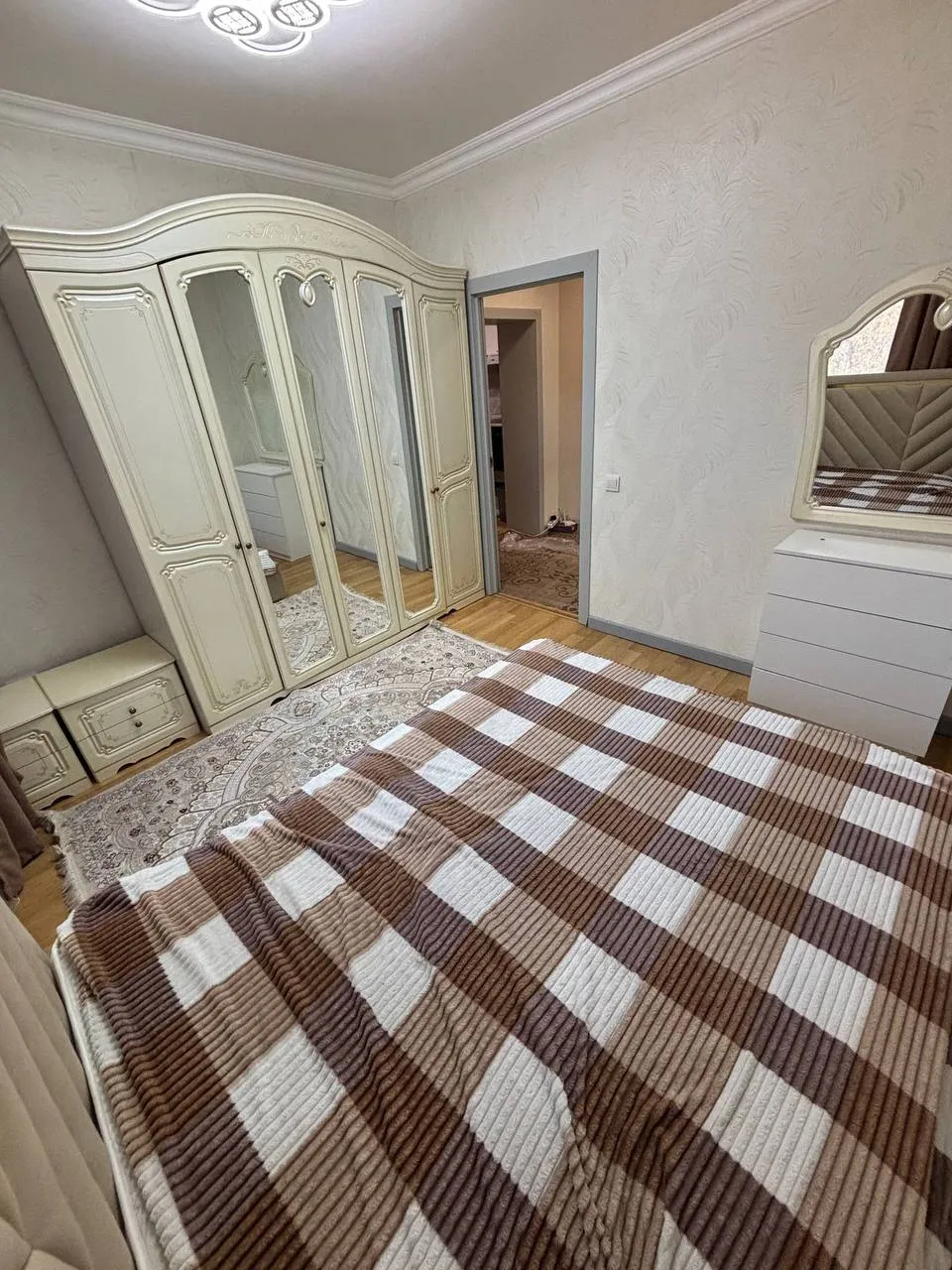 Подселение, для девушек, 75 000 ₸ за квартиру
