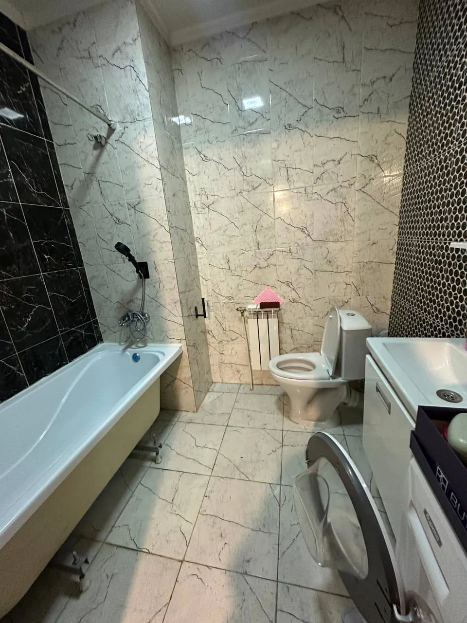 Подселение, для девушек, Золотой квадрат, 76 000 ₸/чел