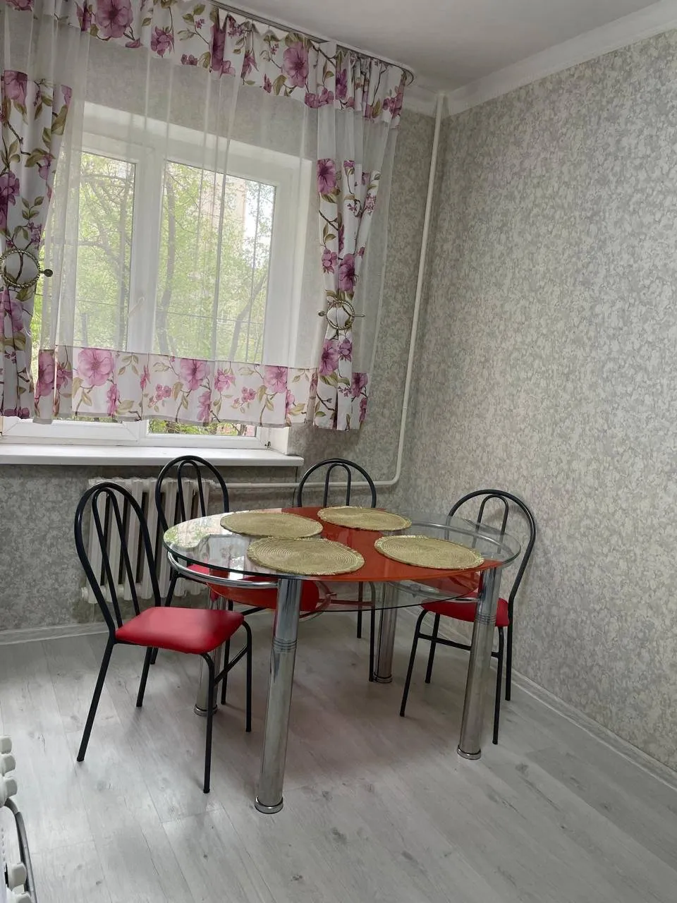 1-комн. квартира, для семьи/пары, Әуезовский, 250 000 ₸