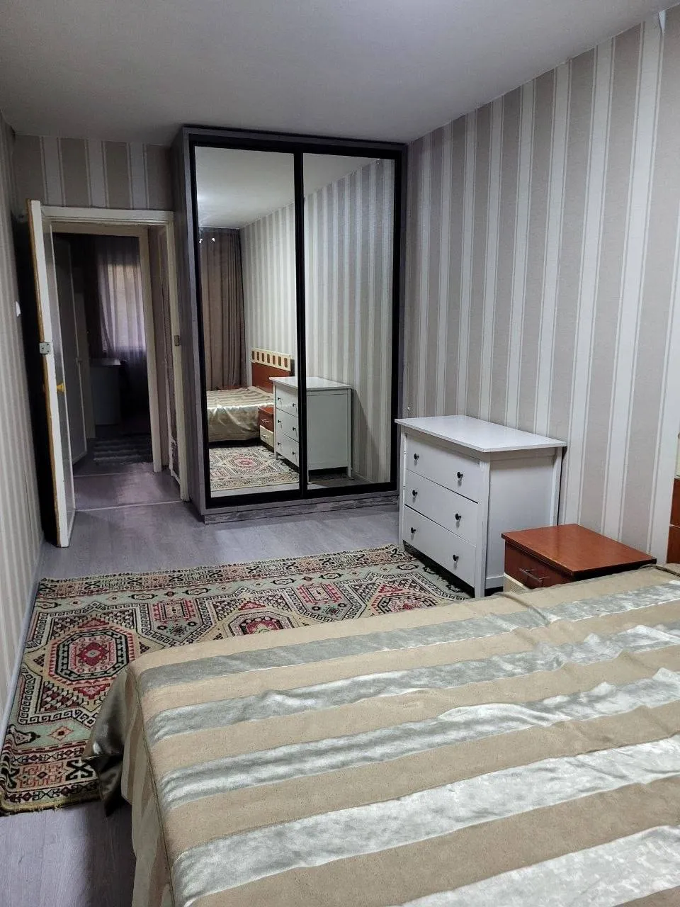 3-комн. квартира, для семьи/пары, ТРЦ Москва, 300 000 ₸