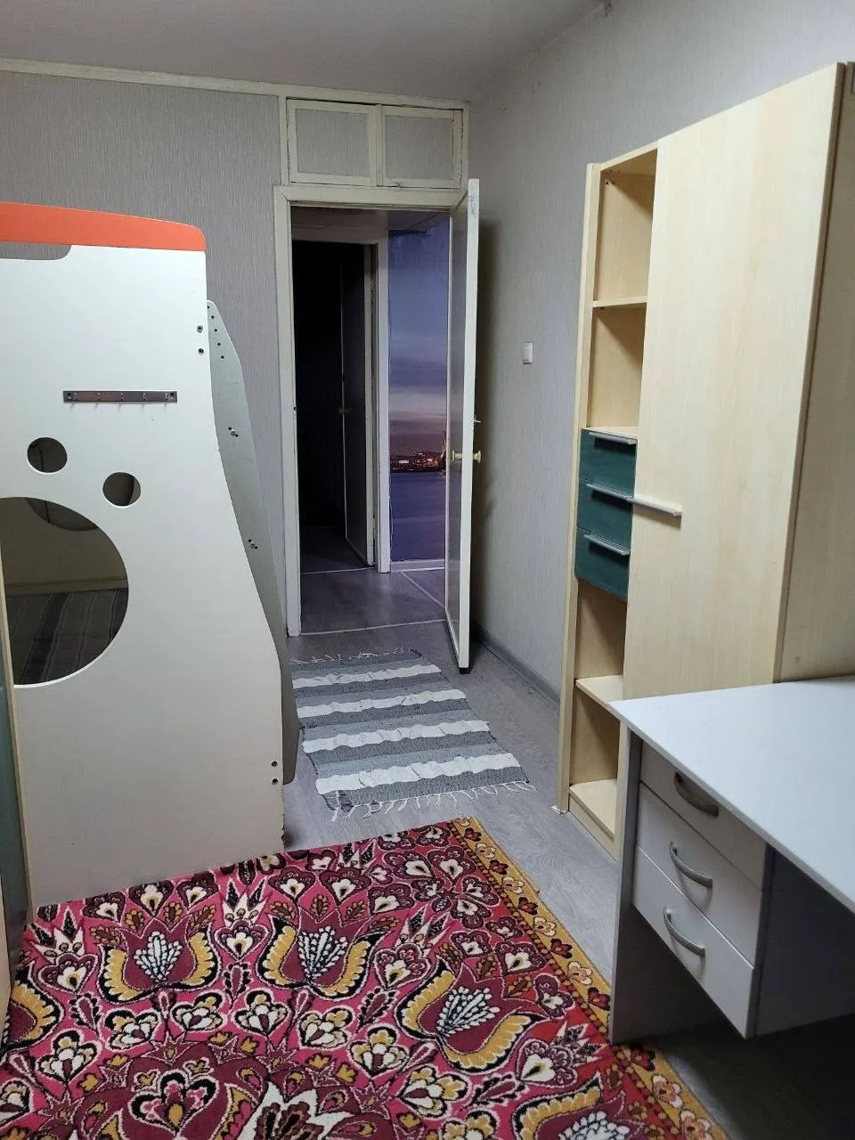 3-комн. квартира, для семьи/пары, ТРЦ Москва, 300 000 ₸