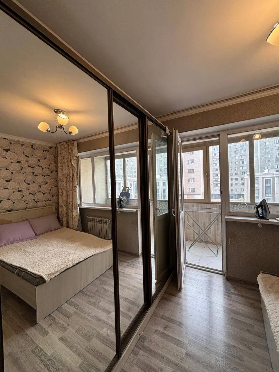 2-комн. квартира, Ауэзовский, 300 000 ₸