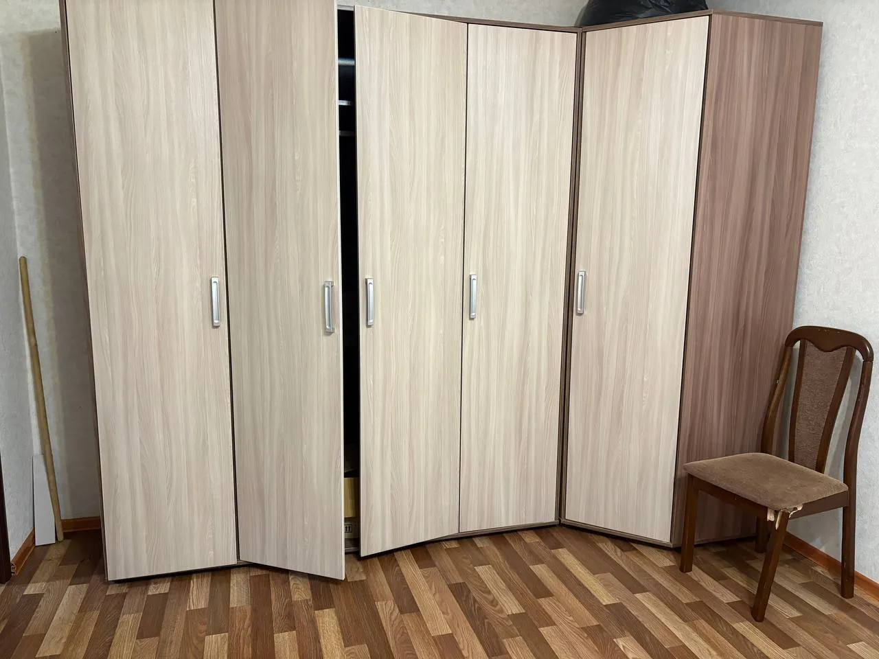 Подселение, для девушек, Сайран