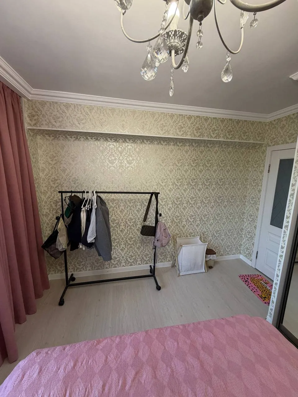 Подселение, для девушек, Золотой квадрат, 125 000 ₸
