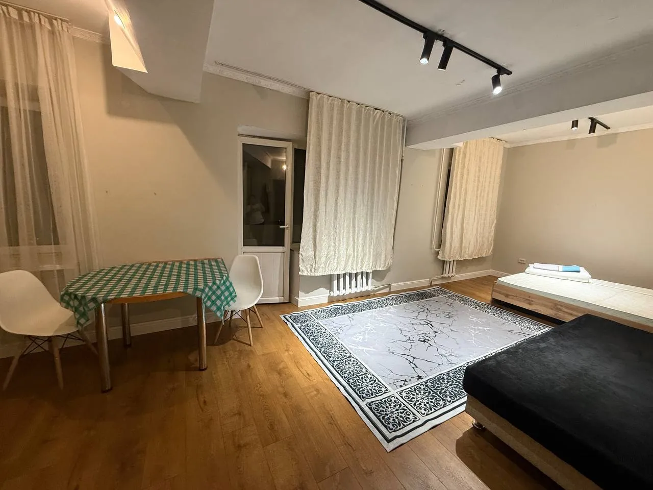 1-комн. квартира, для семьи/пары, Алмалинский, 290 000 ₸