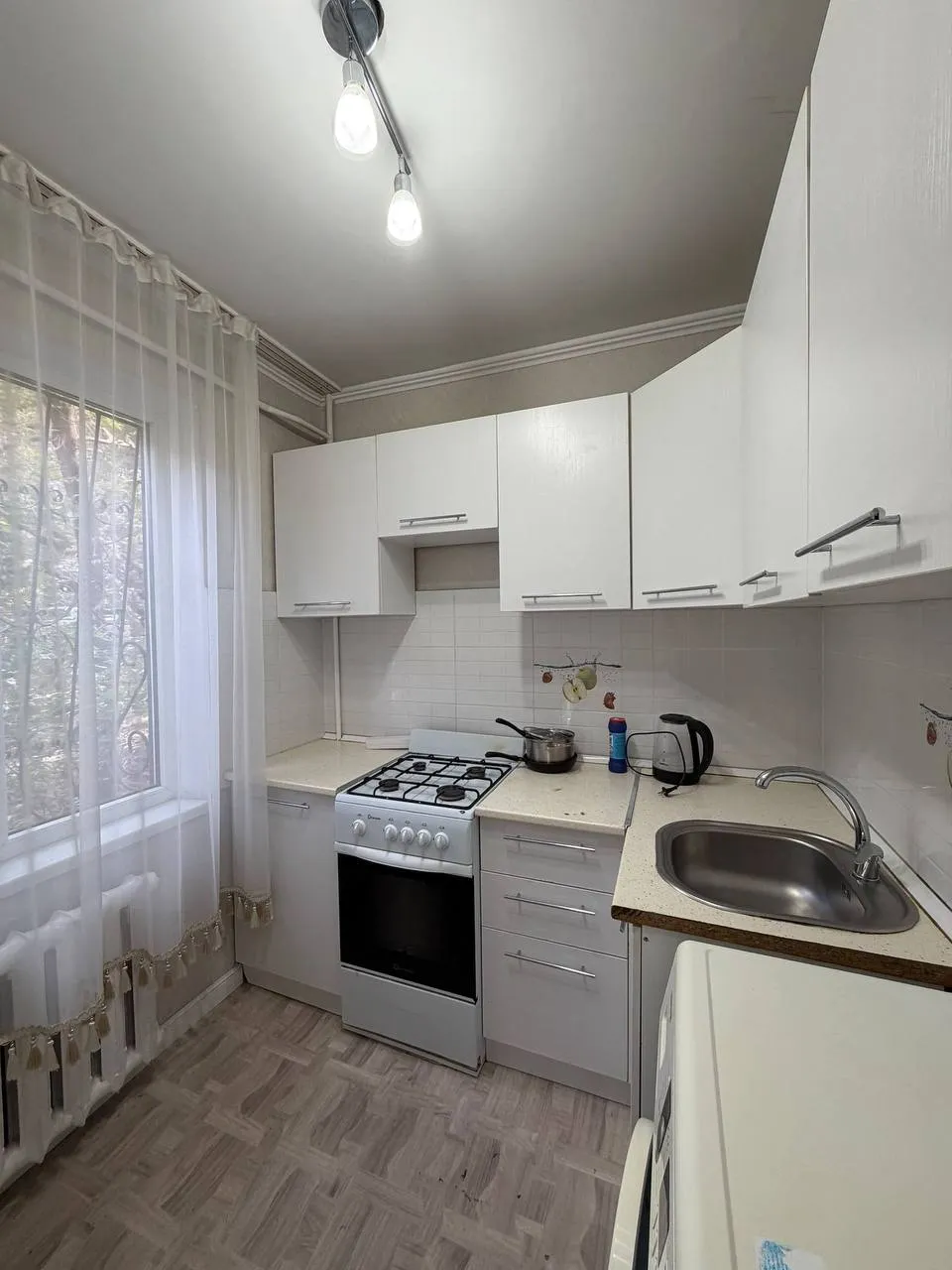1-комн. квартира, для семьи/пары, Бостандыкский, 240 000 ₸