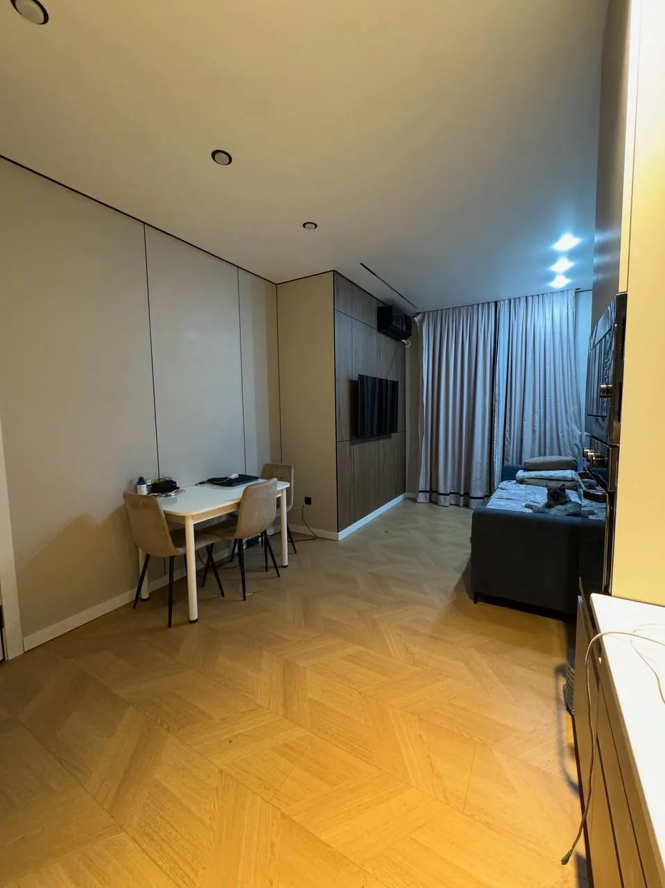 Подселение, для девушек, Алматы Арена, 250 000 ₸