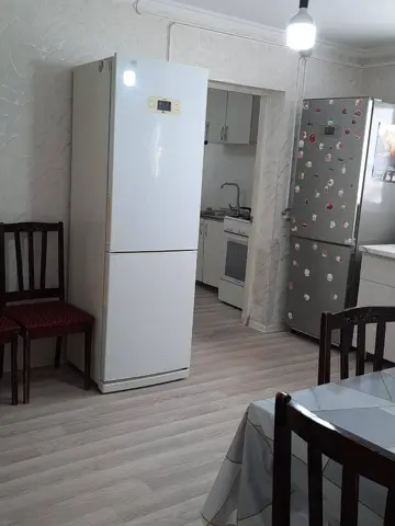 3 бөлмелі пәтер, Наурызбайский, Алматы